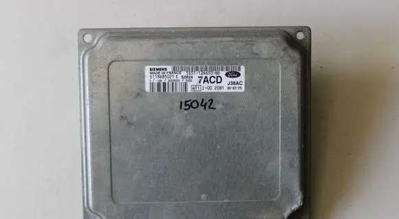 Ford Ka Engine control unit/module 5S5112A650BD S118685021E 5S51-12A650-BD