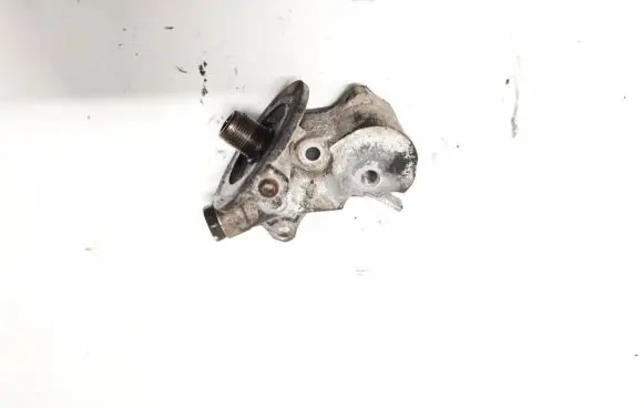 Oil filter mounting bracket