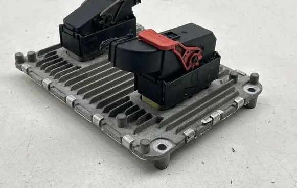 Chrysler Pacifica Engine control unit/module P68352651AB