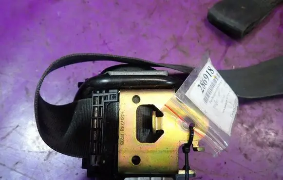 Peugeot 1007 Front seatbelt 96446708XX