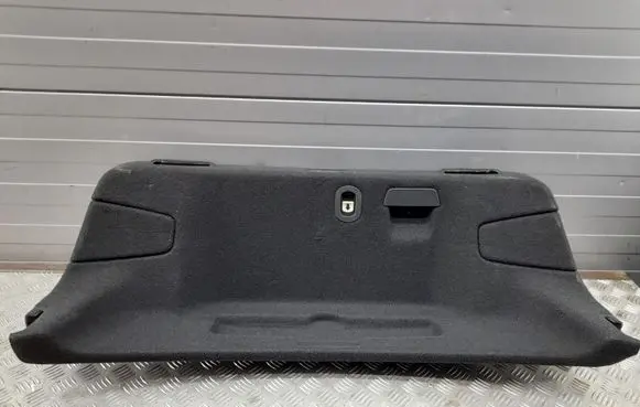 Audi A3 S3 8V Tailgate/boot cover trim set 8V5867975C