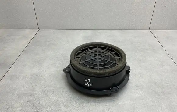 Audi Q3 8U Rear door speaker 8U0035411A