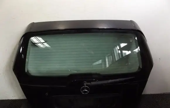 Mercedes-Benz A W169 Tailgate/boot cover trim set 