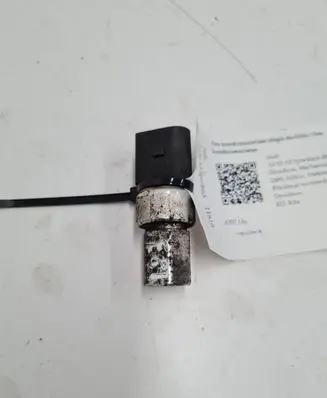Air conditioning (A/C) pressure sensor