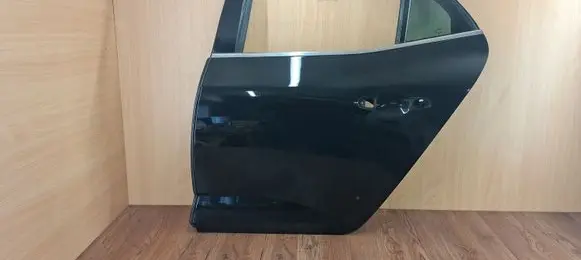 Renault Megane IV Rear door 821015121R 821011161R
