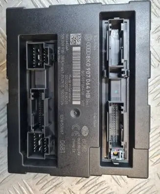 Audi A4 S4 B8 8K Central body control module 8K0907064HB