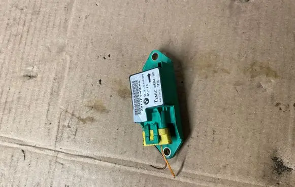 BMW 5 E39 Airbag deployment crash/impact sensor 65776910678 Z3T1F13CER5 010124