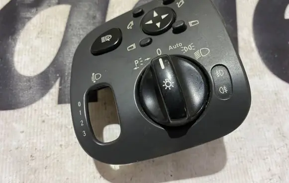 Mercedes-Benz C W203 Light switch A2035451104 2035451104