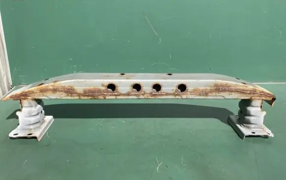Front bumper support beam