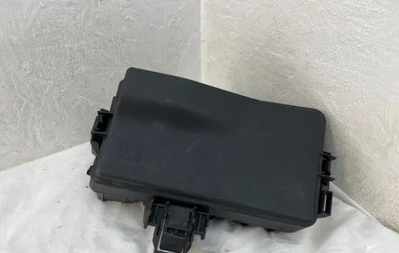 Fuse box set