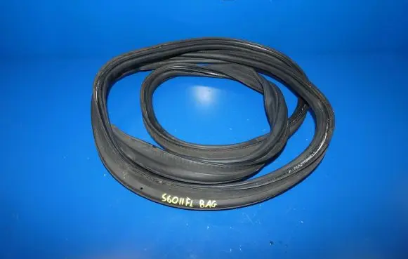 Volvo S60 Trunk rubber seal (body) 