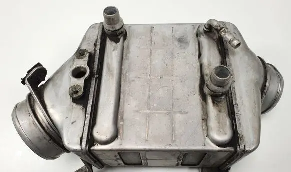 BMW X6 E71 Intercooler radiator 7575406