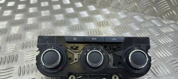 Skoda Superb B6 (3T) Climate control unit 3T0820047AK