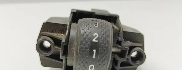 Fiat Bravo - Brava Headlight level height control switch 735245022