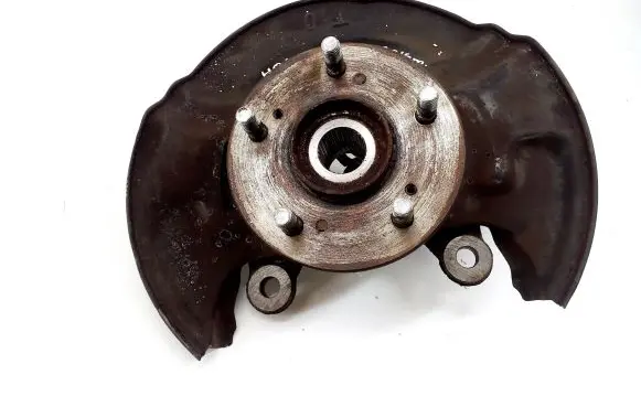 Honda CR-V Front wheel hub