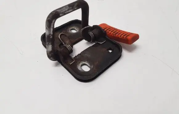 Volkswagen Scirocco Engine bonnet/hood lock/latch loop/hook 1K8823186D