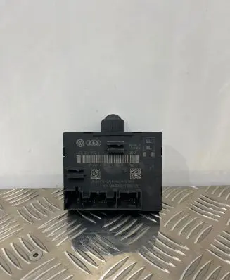 Audi A6 C7 Door control unit/module 4G8959795E 4G8959795A