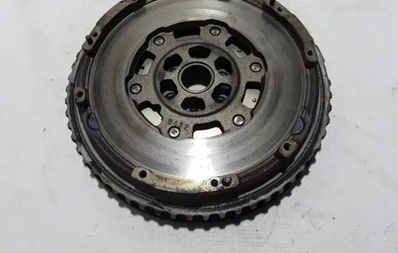 Renault Megane IV Dual mass flywheel 123100461R