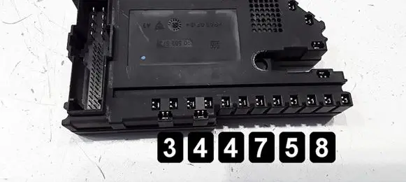 Opel Zafira A Engine control unit/module 573