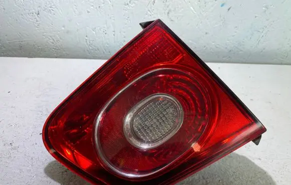 Volkswagen Tiguan Tailgate rear/tail lights 5N0945093B 009692016806