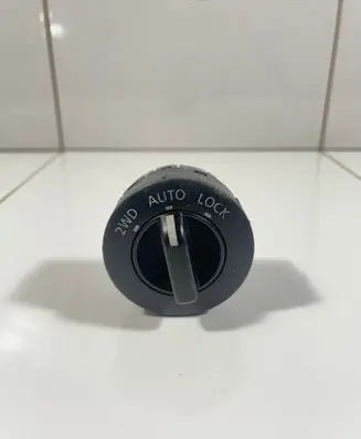 Nissan X-Trail T31 Differential lock switch 