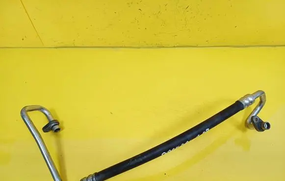 Nissan Qashqai+2 Air conditioning (A/C) pipe/hose 