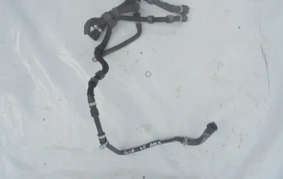 Mercedes-Benz GLA W156 Engine coolant pipe/hose A1332000053