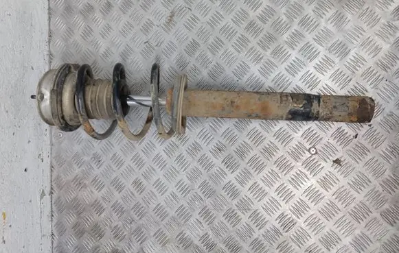 BMW 5 E39 Front shock absorber/damper