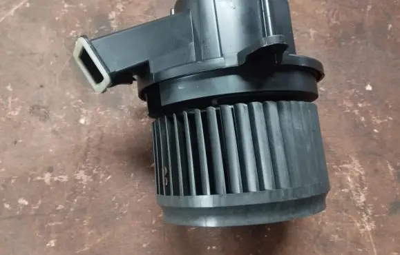 Jeep Renegade Heater fan/blower 5T6130100