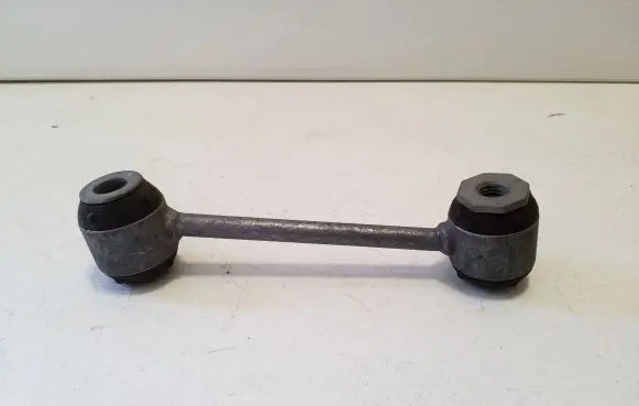 Mercedes-Benz GLC C254 Rear anti-roll bar/stabilizer link A2063260100