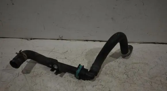 Toyota RAV 4 (XA50) Engine coolant pipe/hose