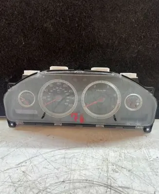 Speedometer (instrument cluster)