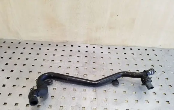 Skoda Superb B6 (3T) Engine coolant pipe/hose