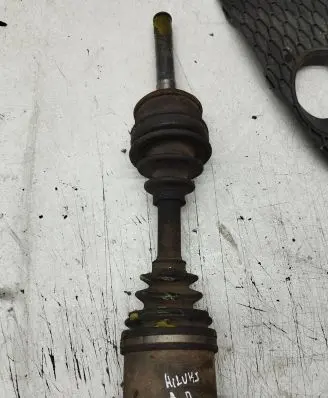Toyota Hilux (N140, N150, N160, N170) Front driveshaft