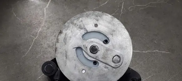 Land Rover Discovery 4 - LR4 Timing belt tensioner 