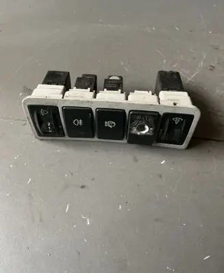 Hyundai Sonata Headlight level height control switch 933003k420