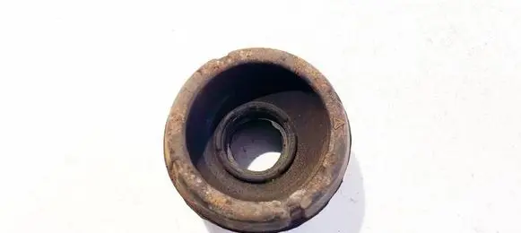 Volkswagen Bora Coil spring mount 1j0412331c