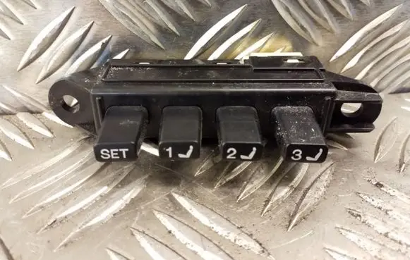 Lexus GS 300 350 430 450H Seat memory switch 15A695 15A911