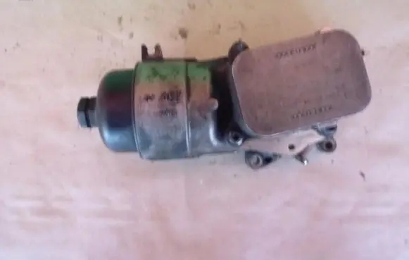 Engine oil radiator