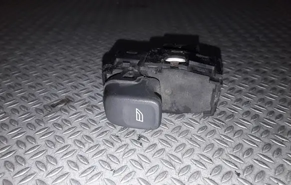 Volvo S60 Electric window control switch 9472275