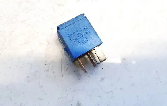 Nissan Almera N16 Other relay 4RA00781303