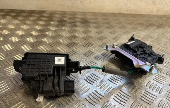 KIA Sportage Tailgate/trunk/boot lock/catch/latch NDRP0368