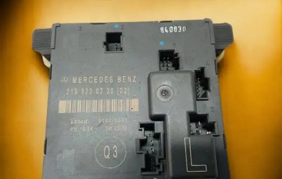 Mercedes-Benz CLS C219 Other control units/modules 2198200226