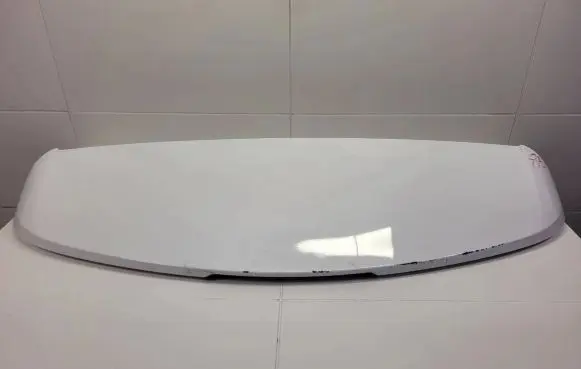 Tailgate/trunk spoiler