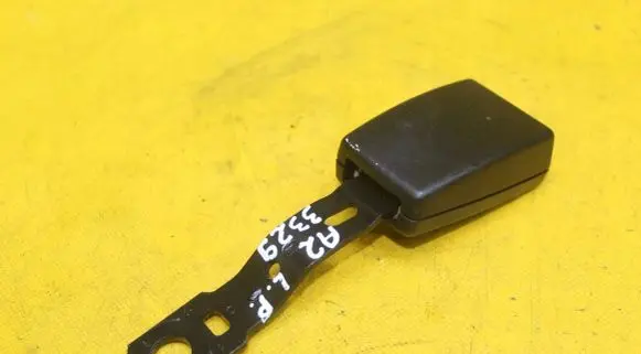 Audi A2 Front seatbelt buckle 8Z0857755F