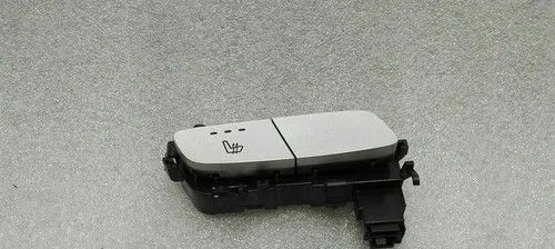 Mercedes-Benz C W205 Seat heating switch A2059050004