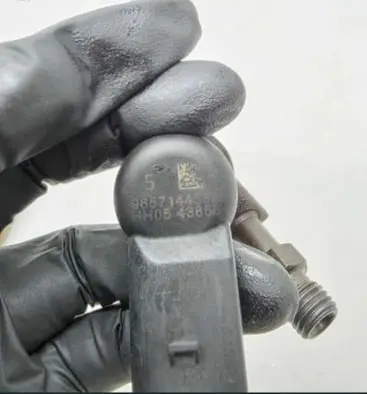 Ford Mondeo MK IV Fuel injectors set 9657144580