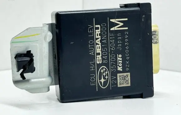 Subaru Outback (BT) Light module LCM 357006041F 84051AN000