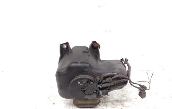 Nissan Navara D23 AdBlue liquid reservoir 0444040014 208993933R 204114KJ0A