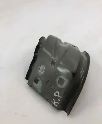 Jeep Compass Fender mounting bracket 